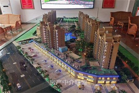 城东凯润花园4室2厅2卫152万171m2出售